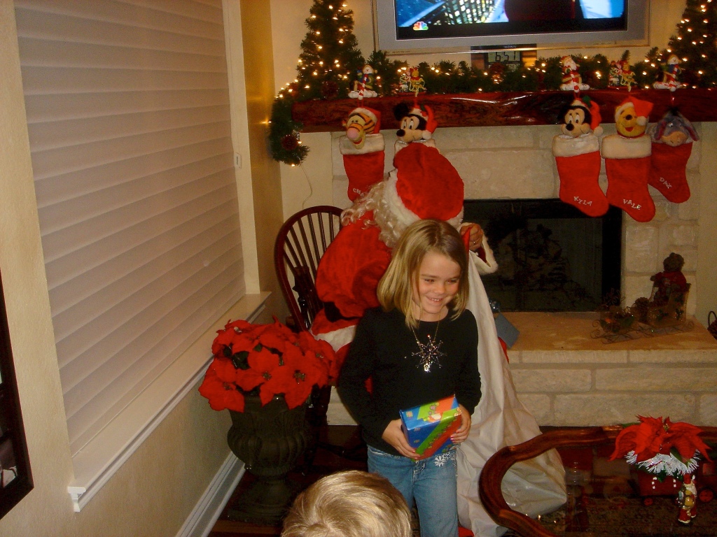 Hildebrand Christmas ScreenSaver/1024x768_2007-12-24 Christmas Eve J&J78.jpg